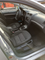 ŠKODA OCTAVIA COMBI 2.0 TDI 103KW ELEGANCE – fotka 2